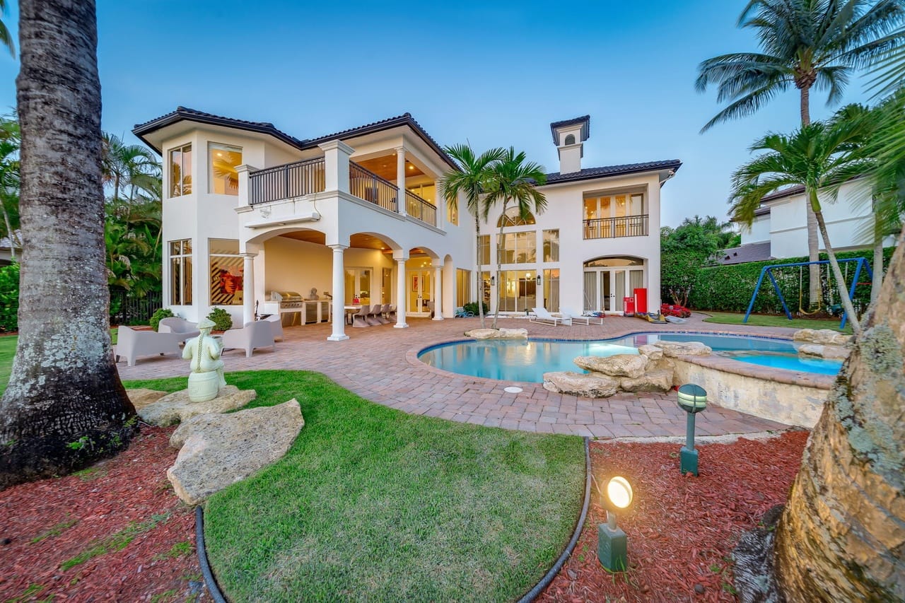Real Estate b26035406 1