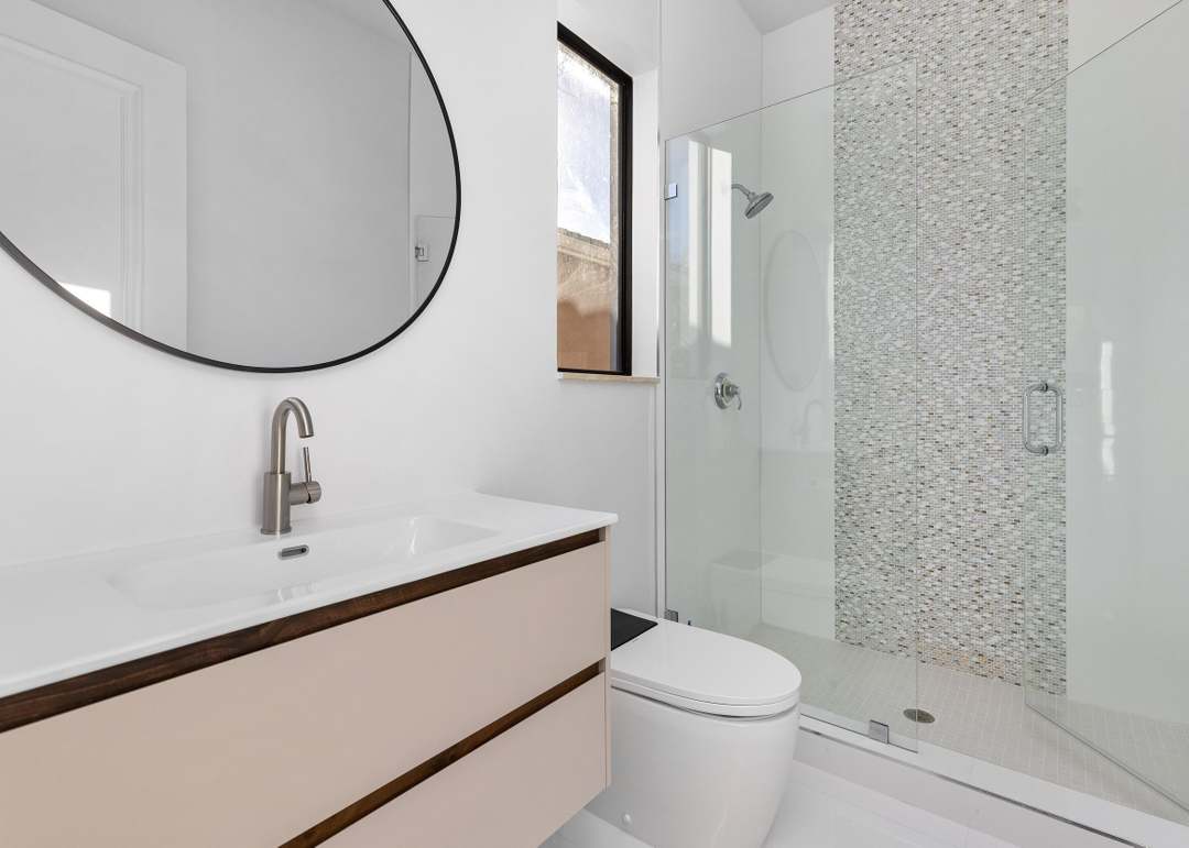 Real Estate genmid.b26027312 35 2