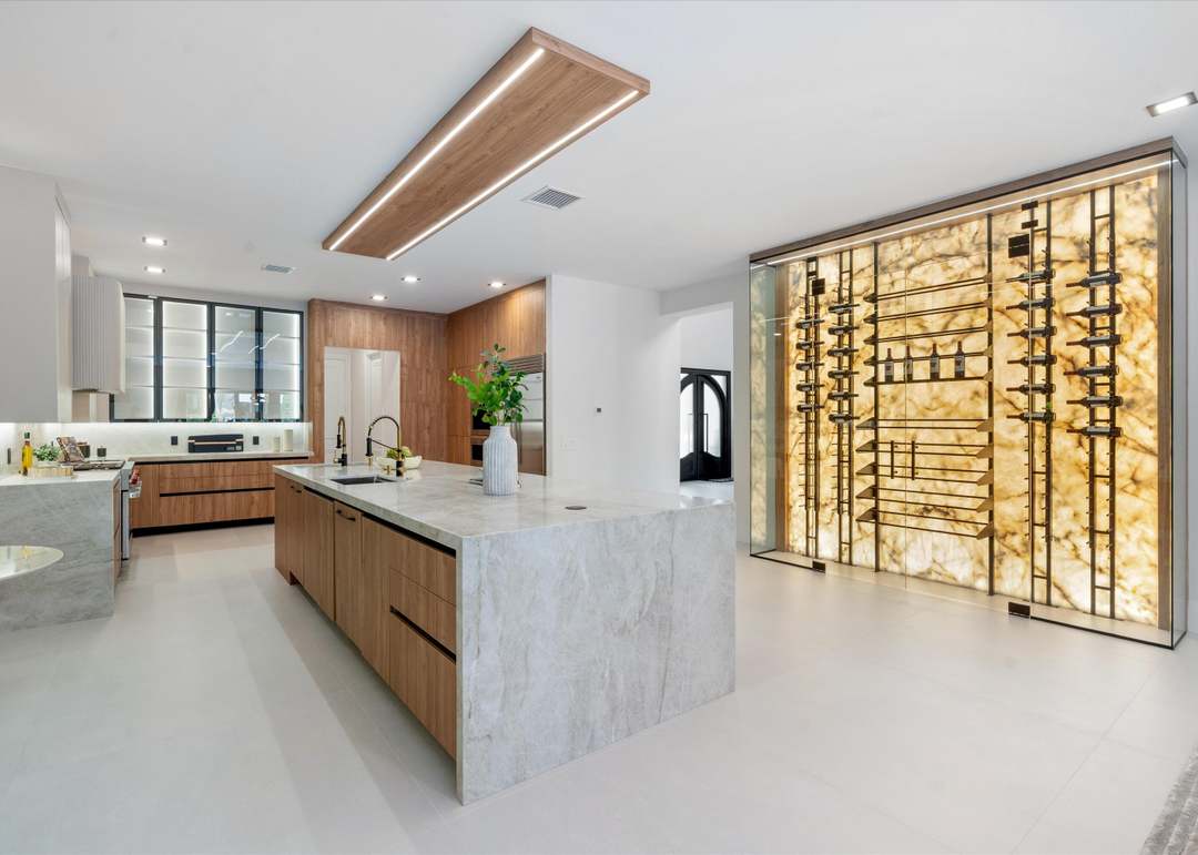 Real Estate genmid.b26031271 22 1